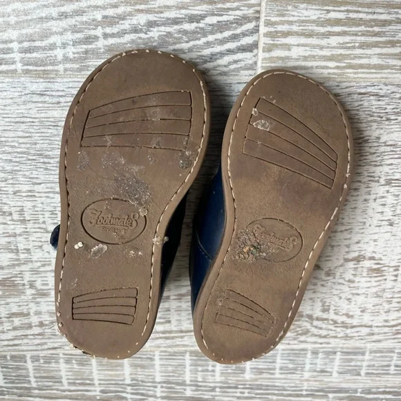 FootMates Size 8.5 Medium Mary Jane Velcro Navy Kids Dress Shoes - Picture 2 of 4